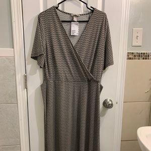 H&M Black&White Pattern Printd Dress Size L PRICE DROP ‼️$14